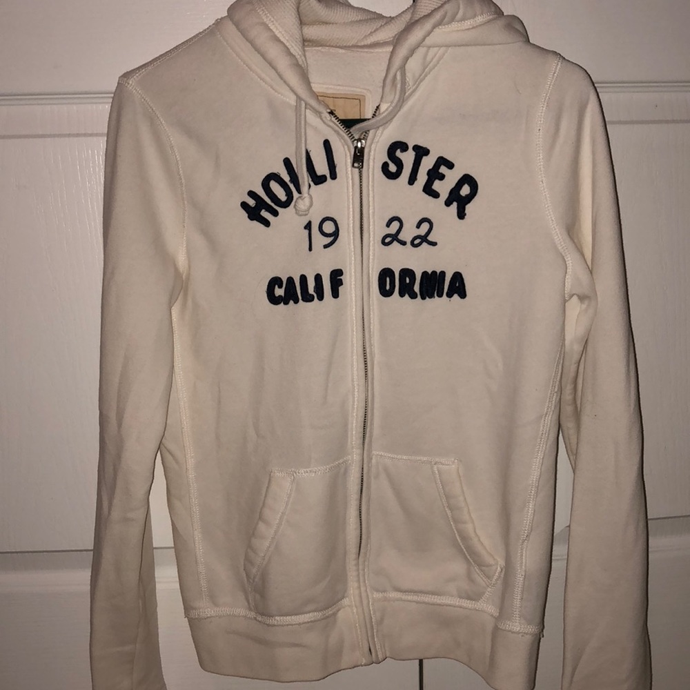 Hollister zip hoodie!